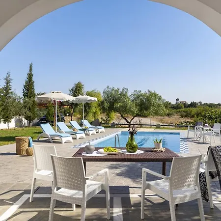 Willa Sunny Kolympia With Private Pool